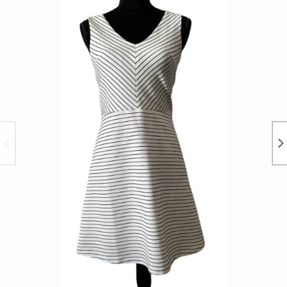 LOFT White Dress with thin Black Pin Stripes (Size 8)